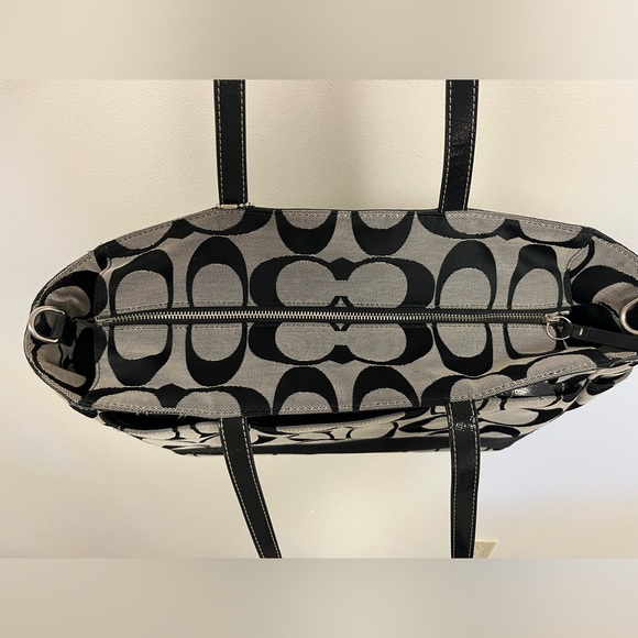 Coach Black/Grey Signature Canvas and Patent Leather Tote/Laptop Bag - Picture 13 of 13